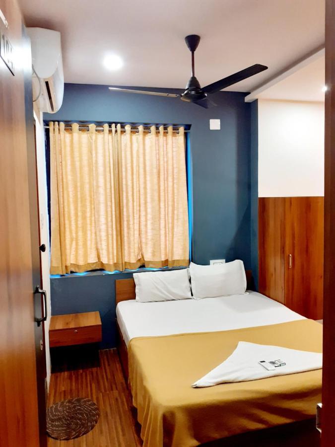 Hotel Madery Mangalore Esterno foto